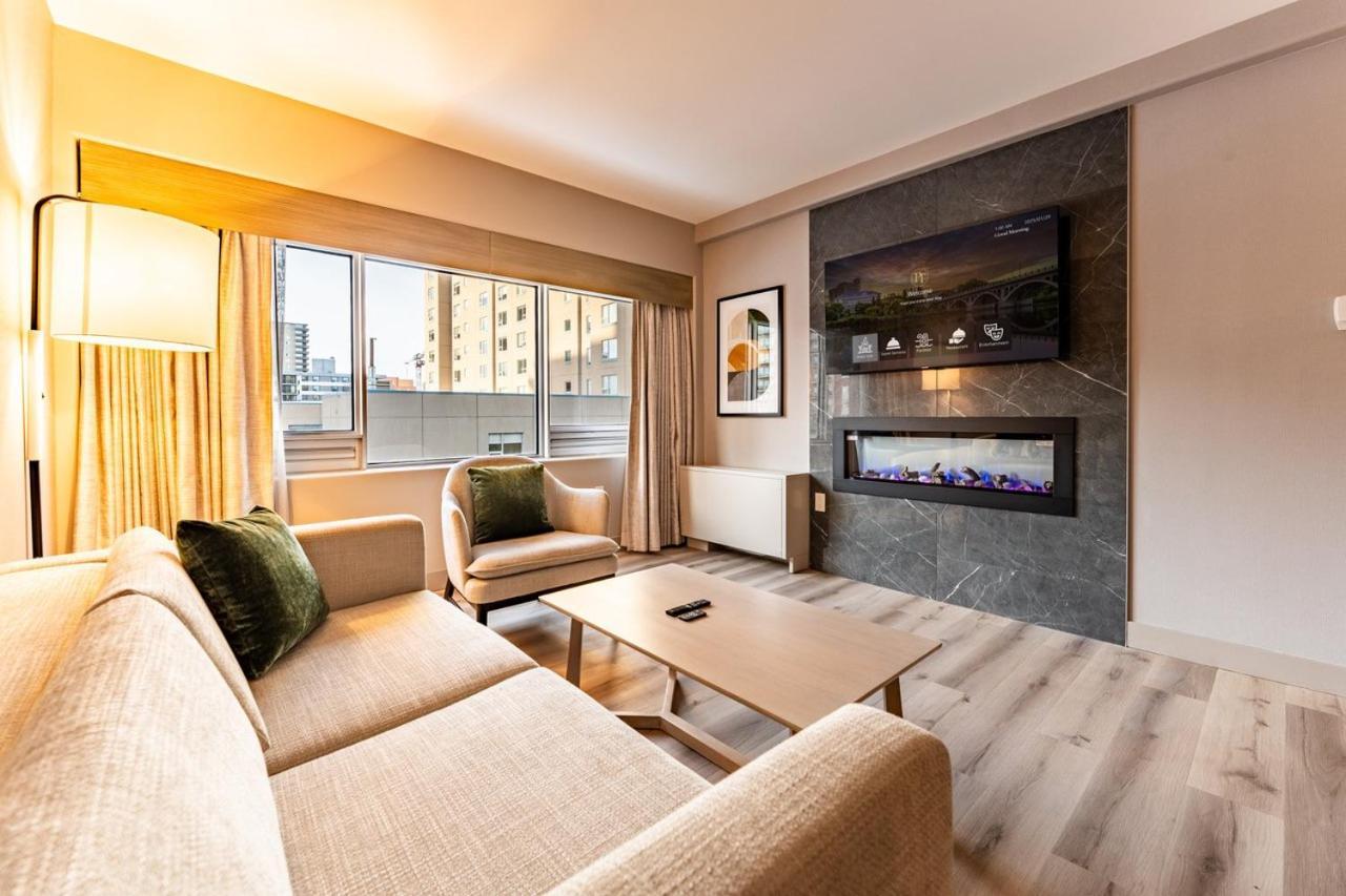 Park Town Hotel Saskatoon Bagian luar foto