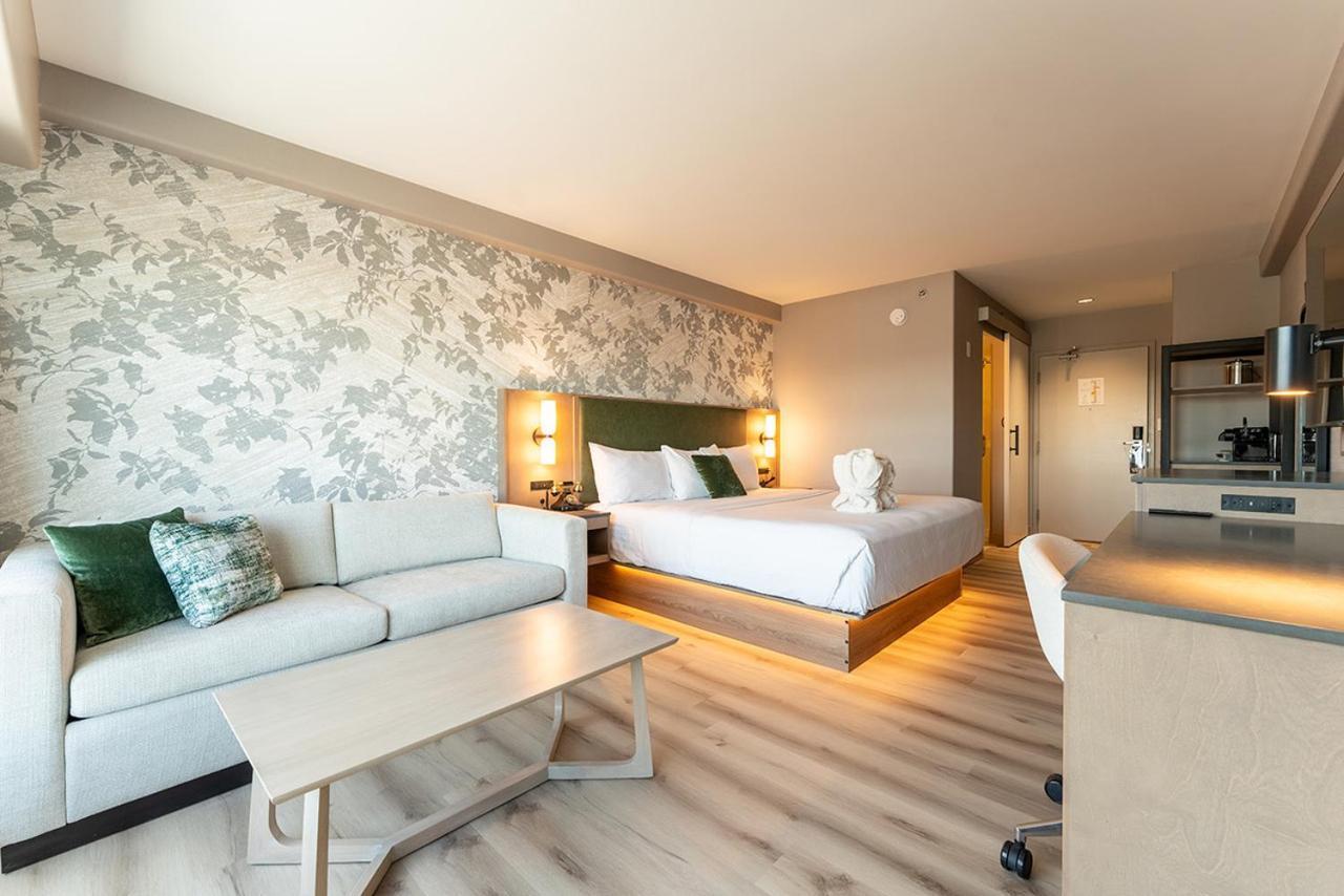 Park Town Hotel Saskatoon Bagian luar foto