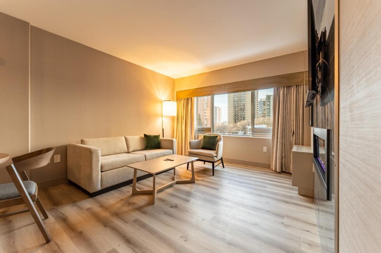 Park Town Hotel Saskatoon Bagian luar foto