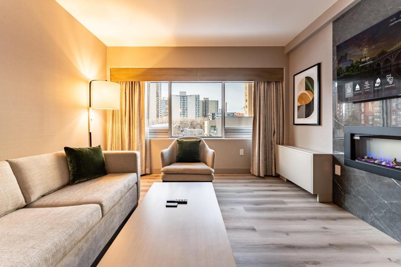 Park Town Hotel Saskatoon Bagian luar foto