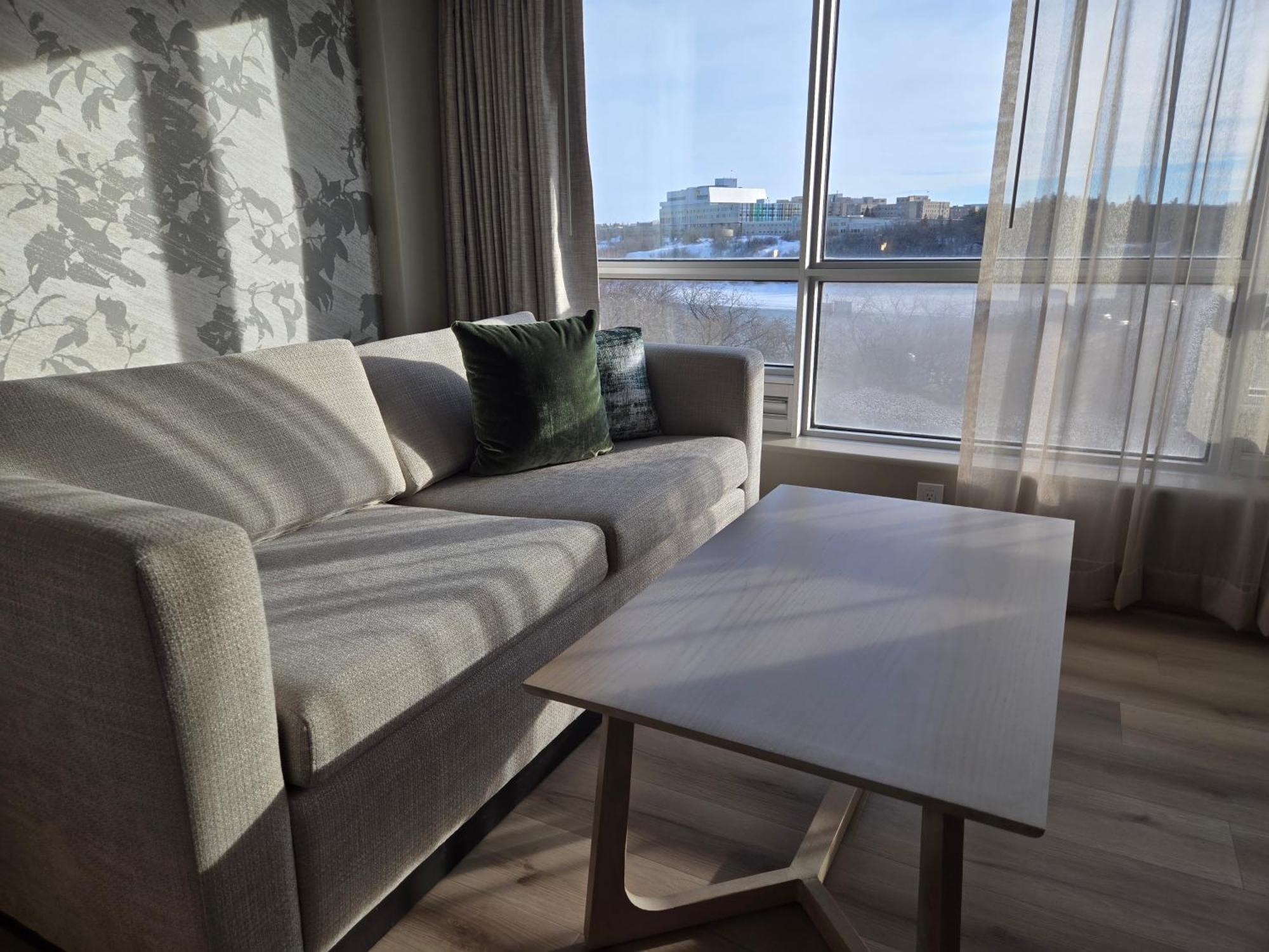 Park Town Hotel Saskatoon Bagian luar foto